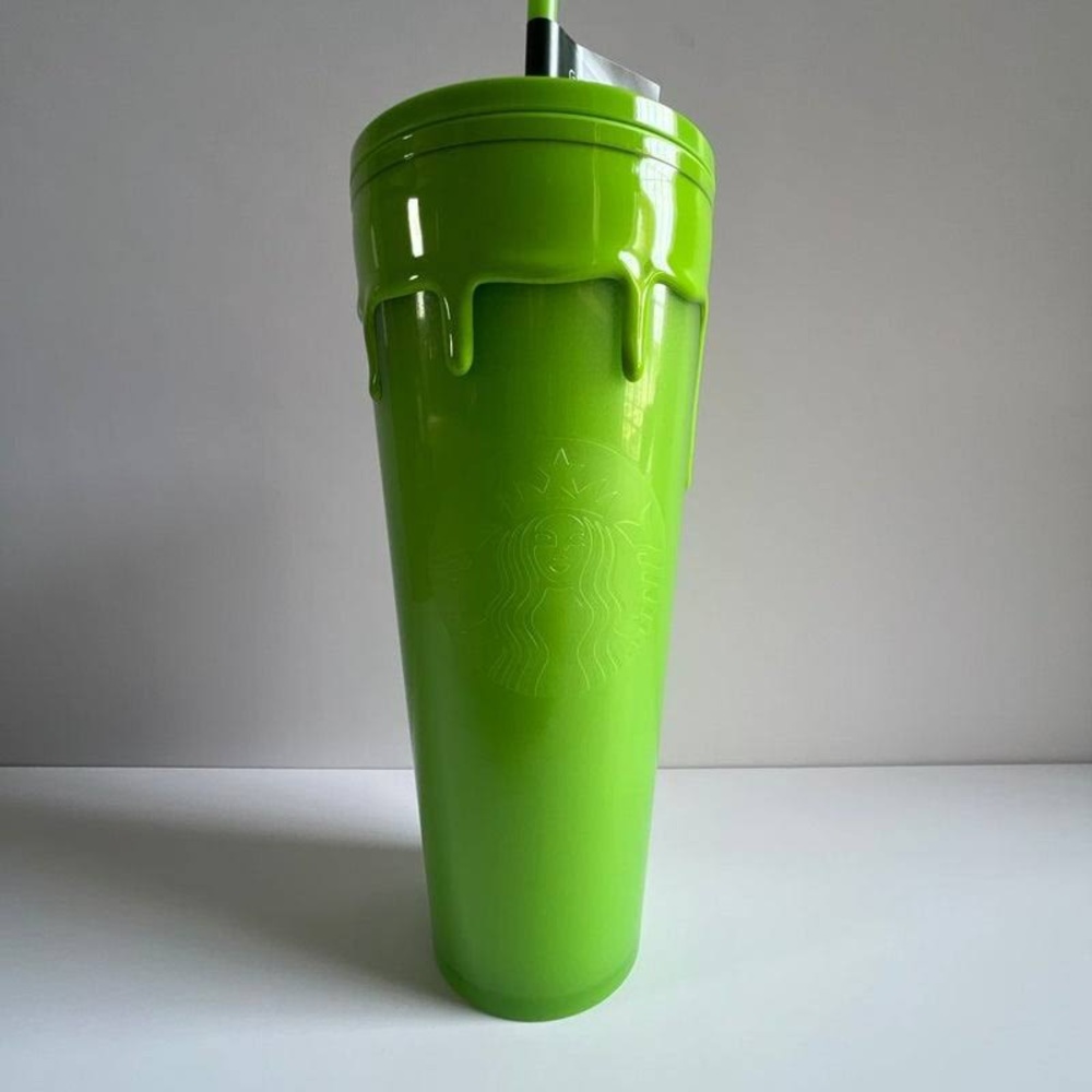 Starbucks Glow In the Dark 24 OZ cup